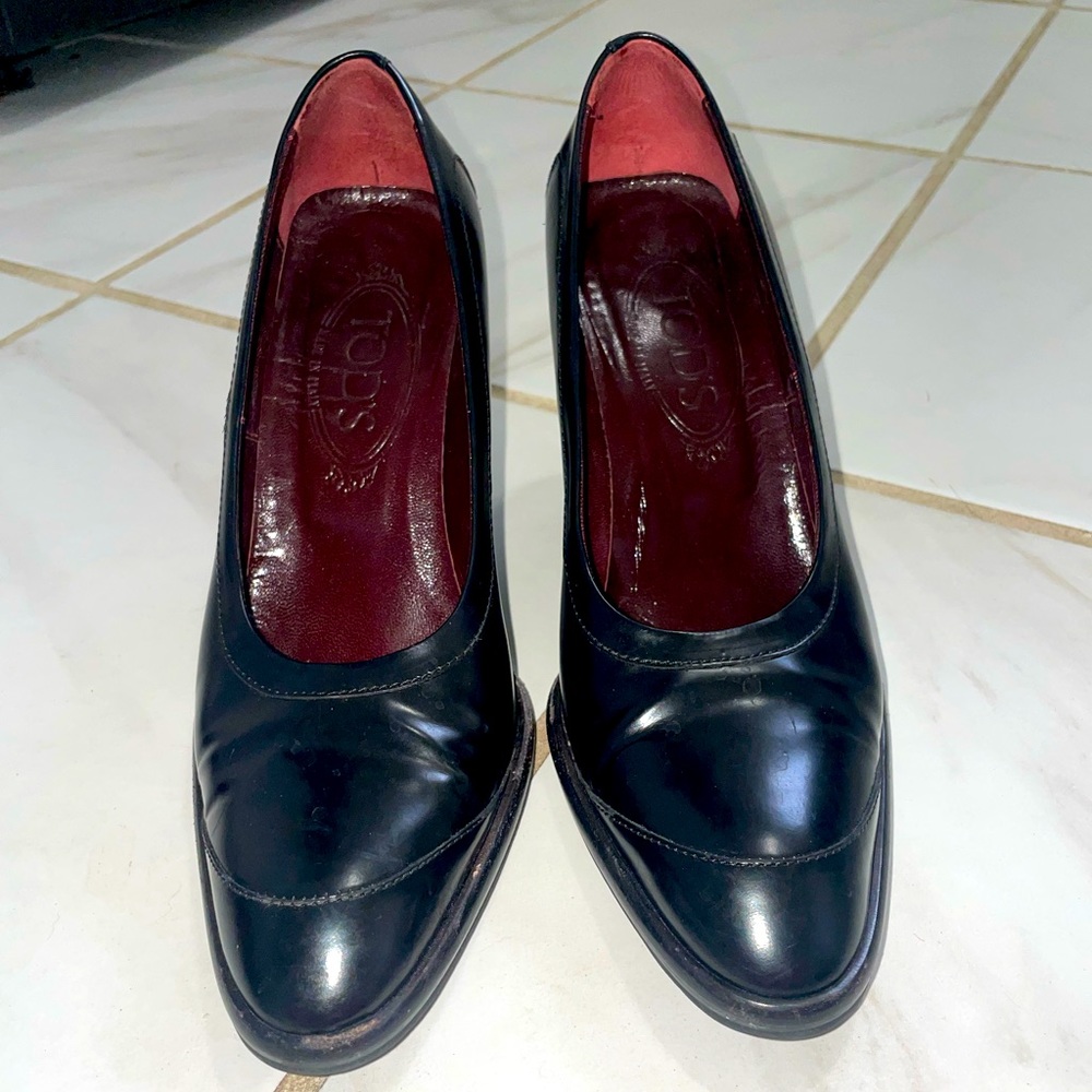 womens shoes size 6 Black Pumps